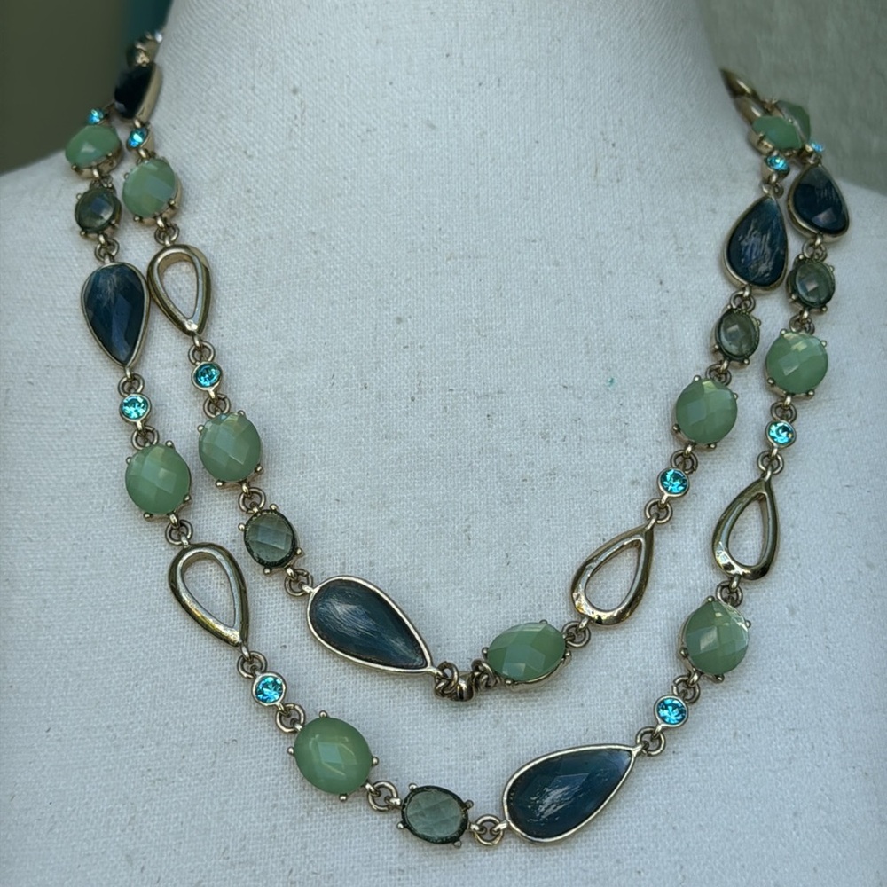 Anne Allen necklace - NWOT